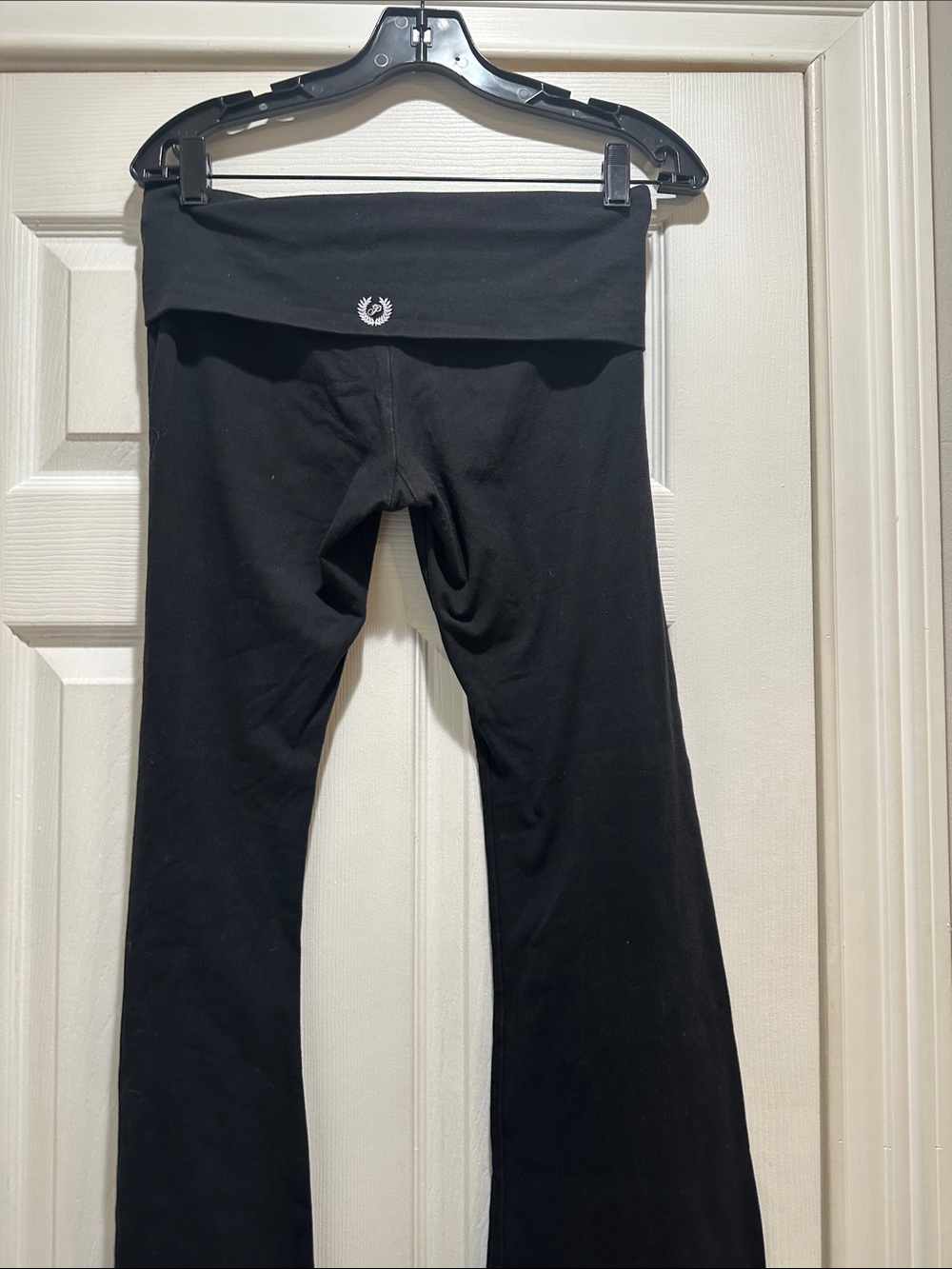 PINK Victoria's Secret Black Fold-Over Waist Yoga Pants - Picture 11 of 12